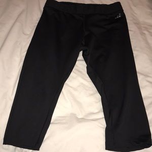 Capri black BCG leggings
